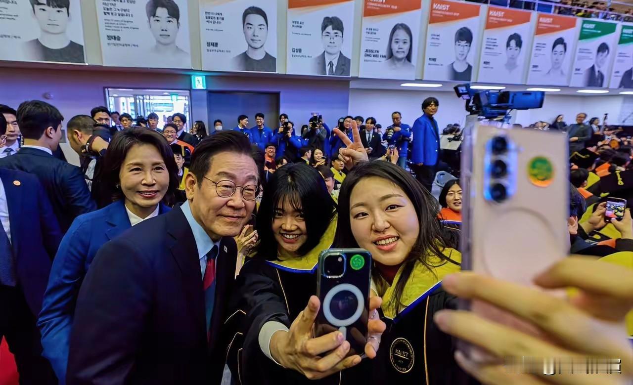 韩国公开喊话中国

韩国直接拒绝了美国的邀请，不参加韩美日三边空中演习。
这事放