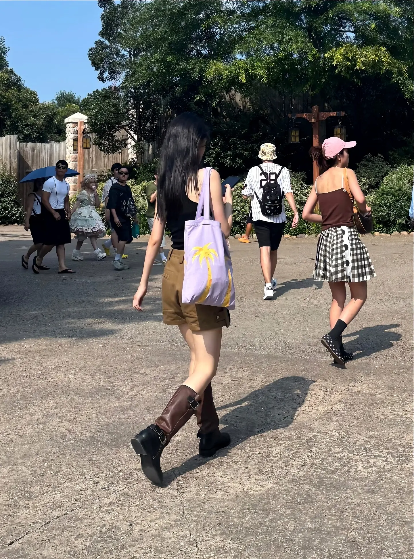 光背影就强的可怕(cr）