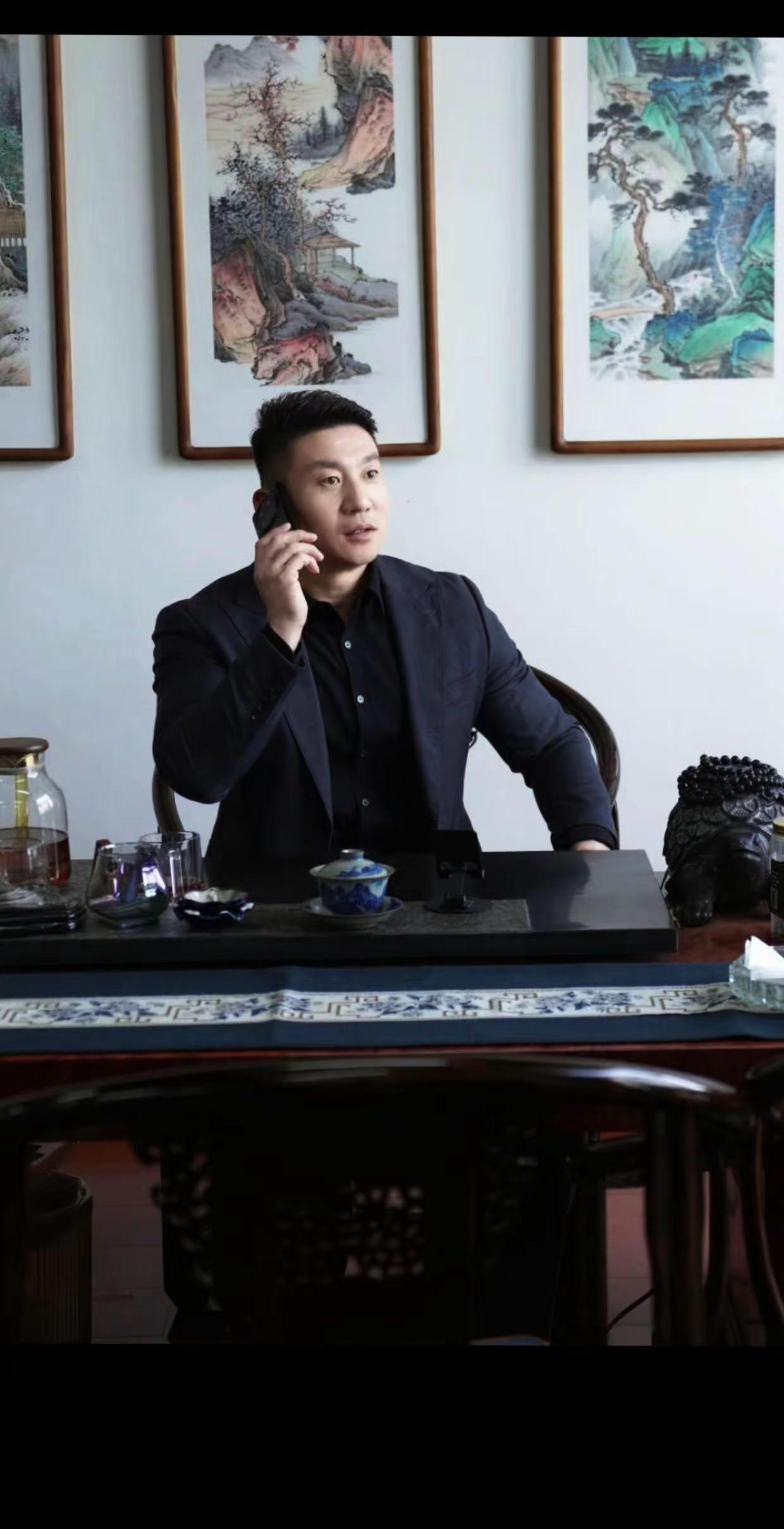精密仪器加工中心CNC.有故事的男人最帅