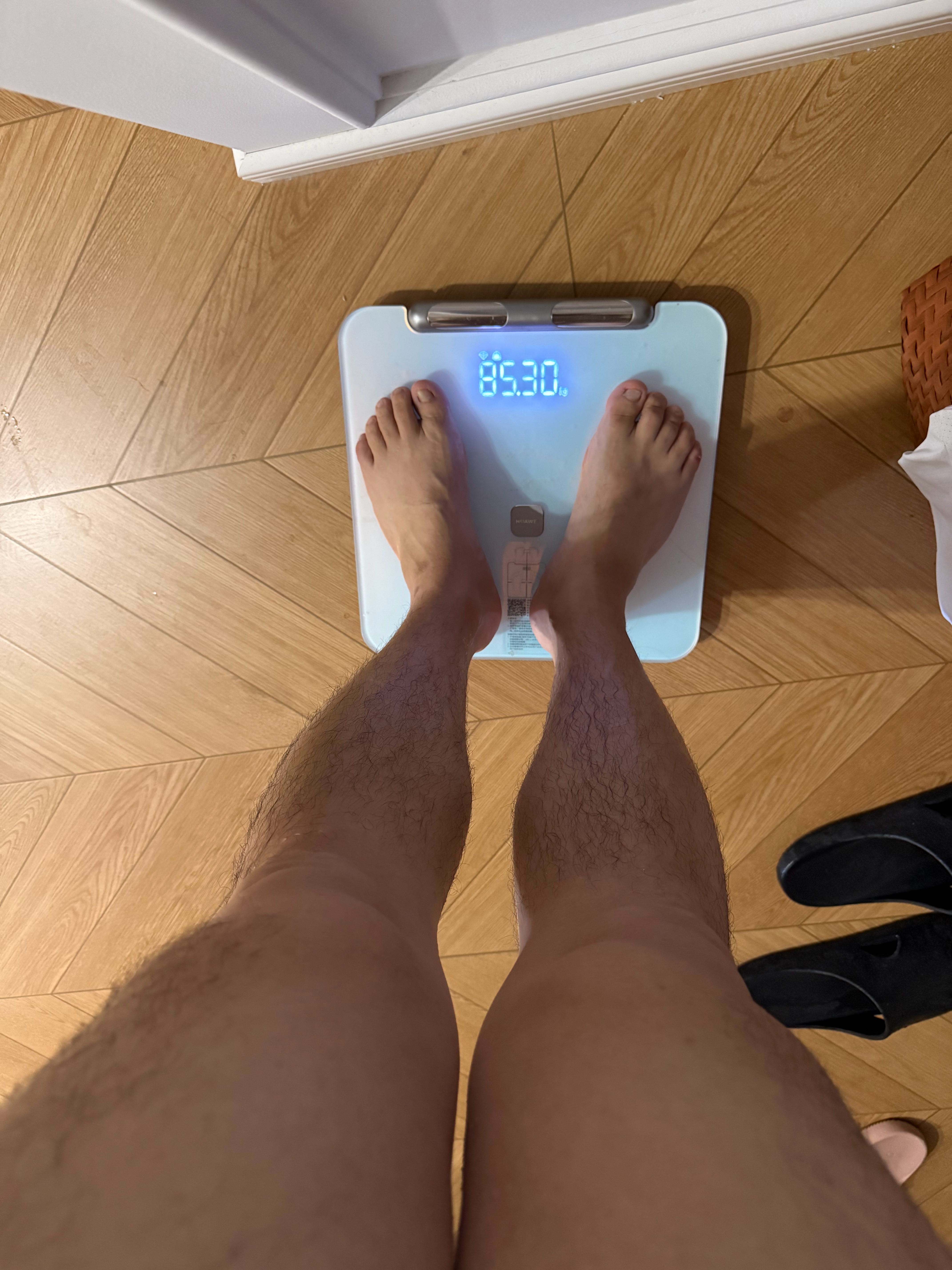 不是说戒烟会胖吗？？？我怎么戒烟10天，体重还降了4斤