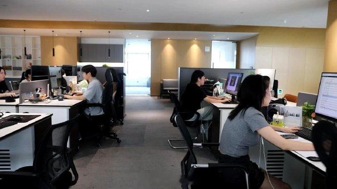 衢州企业借助AI技术让国产短剧乘风出海 在衢州衢江区，衢州市星乘文化传媒有限公司