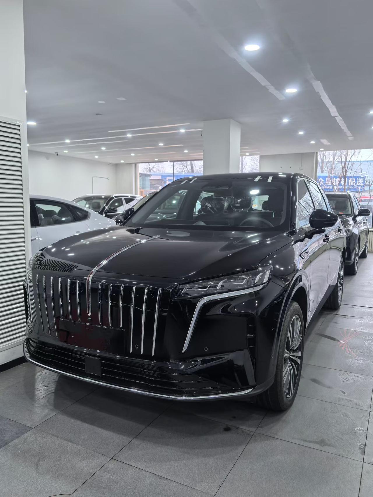 🚗红旗HS6 PHEV 240 智混版 指导价:198800 运损已修复，质保