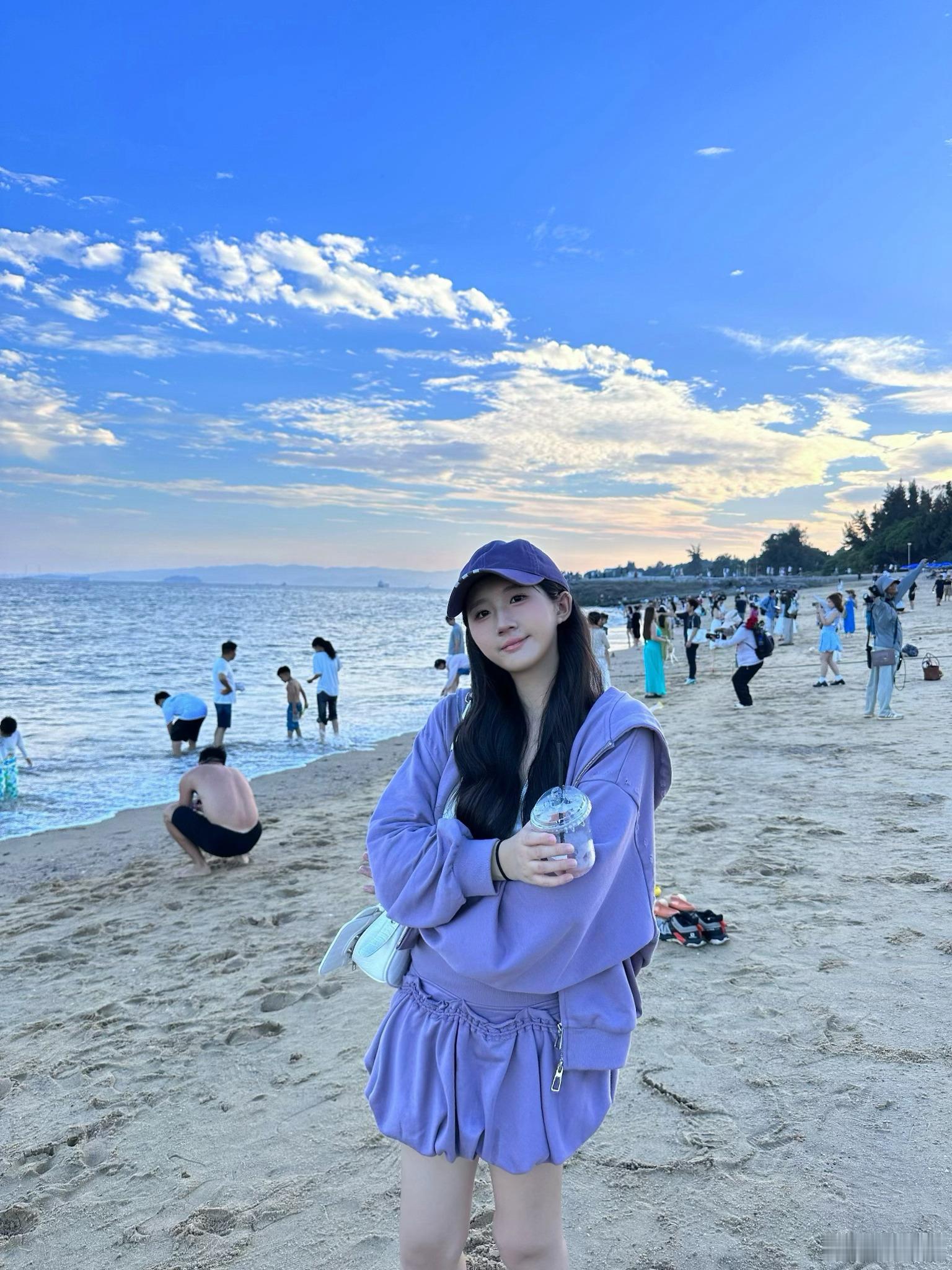 今后的路你要好好走下去 我坐车去了  ​​​