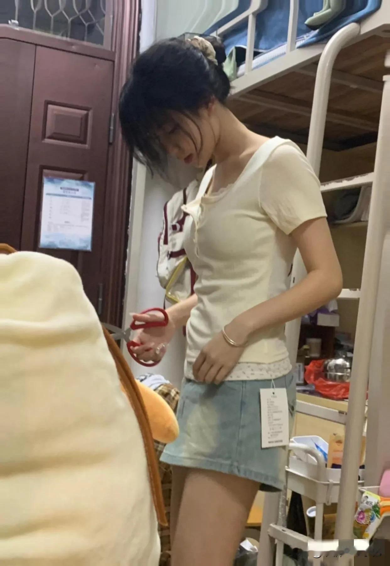 试新衣裳