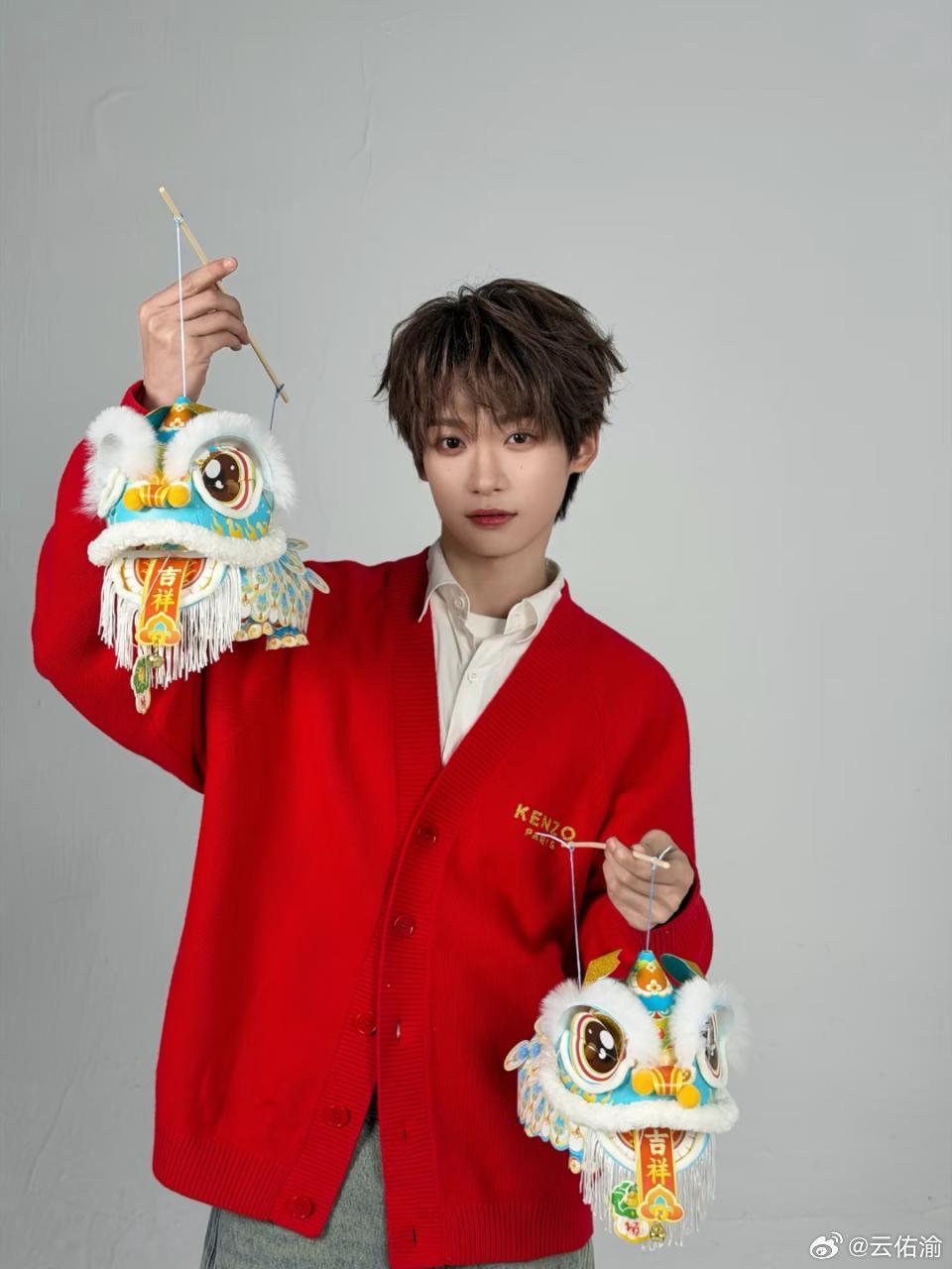 梓渝 zy五谷磨房品牌代言人梓渝 承蒙你的出现不负韶华流光，愿你余生皓月千里不染
