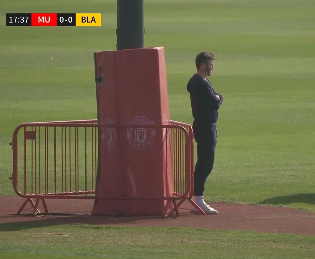 又去看小孩比赛了 