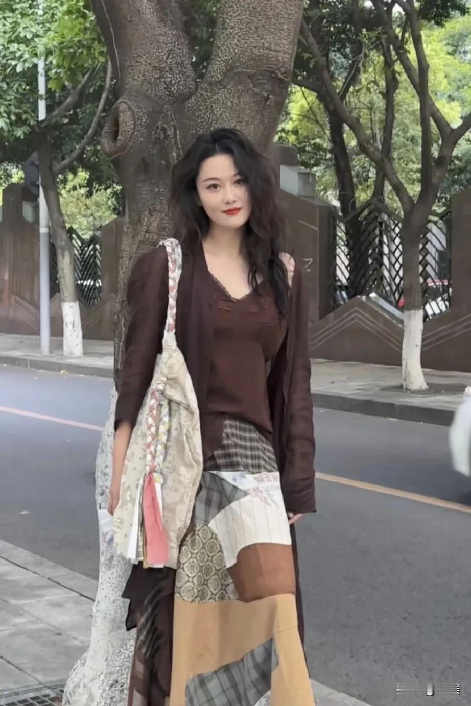 张馨予