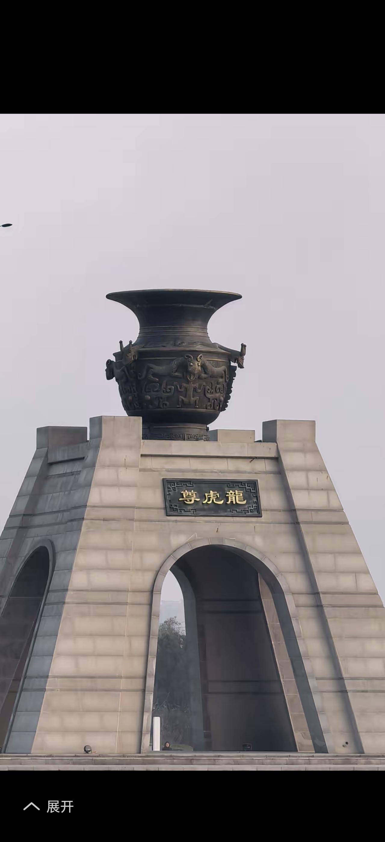 人生最大的敌人是谁？我觉得就是自己。很多人会说是时间、他人或者环境，但把责任推给