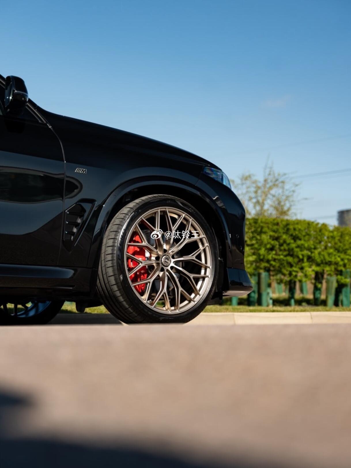 高质量的独处，胜过低质量的相伴。TLFW 𝐅𝐎𝐑𝐆𝐄𝐃 继续接单个性