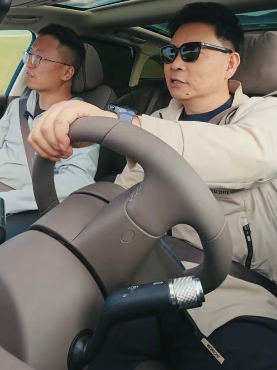 这个机位，像在开船。[疑问][疑问][疑问] ​​​