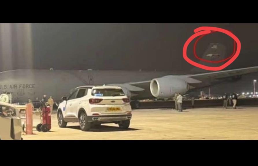 这事儿瞒不住了。

五架美国空军加油机，就停在沙特的苏丹王子空军基地——你知道那