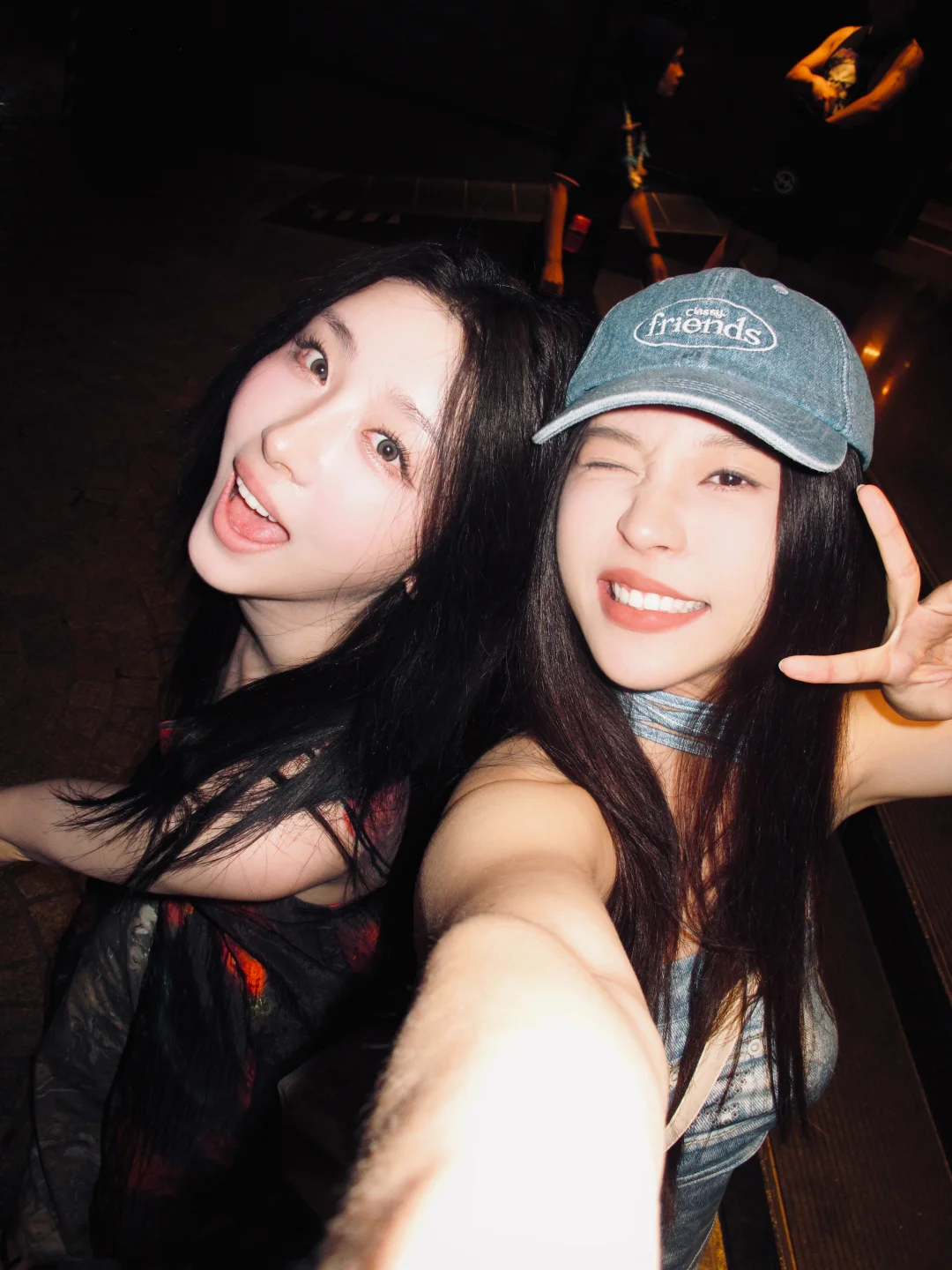 泼水节的快乐！姐妹合影get🩵