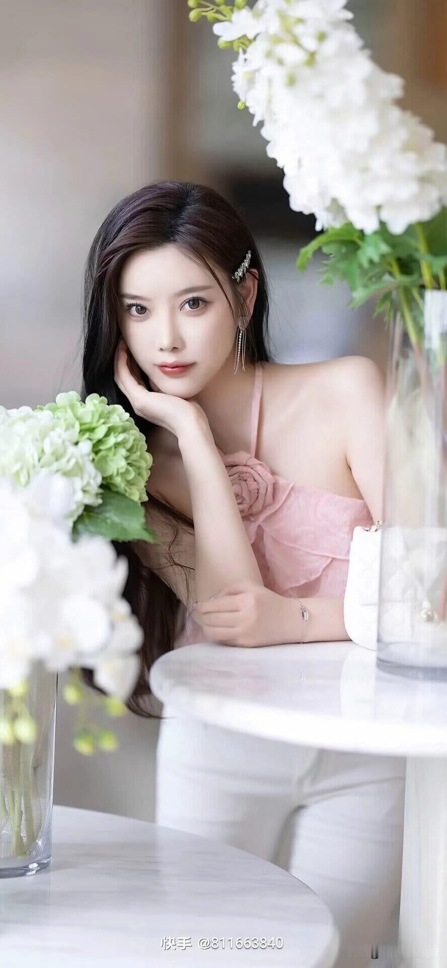 多少人无辜，藏在心中说不出来，多少人无奈，藏在路上，无能为力。你见过美女身材好的