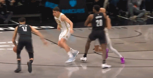 爆发力十足！勇士还不赶紧抢小波特？
在今天NBA常规赛篮网对阵凯尔特人的第一节比