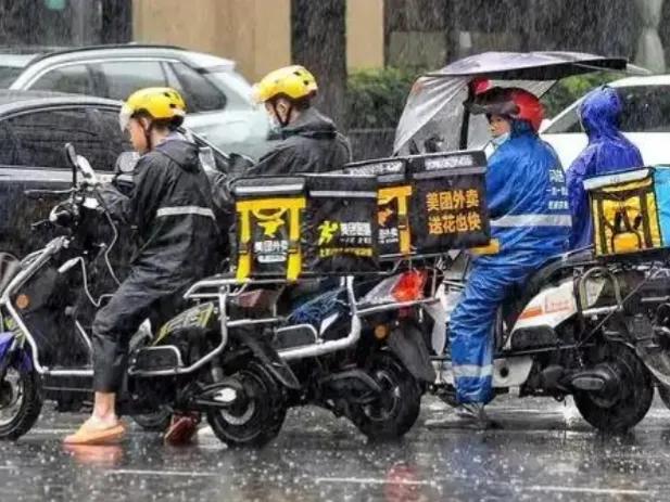 外卖超时了你会给差评吗不会。大家都不容易，超时可能有突发情况。互相理解，下次准时