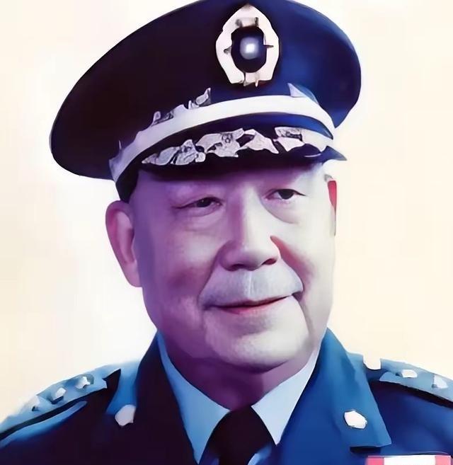 1949年，蒋介石下死令：撤离青岛必炸全城设施！刘安祺表面点头应承，转身就对亲兵