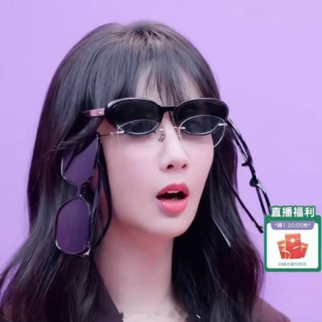 这个杨紫也太可爱了吧，她真的是世界第一piu吹，“谢谢大家来今天来看姐姐的直播 