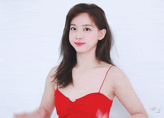 林娜琏[超话]林娜琏 190823 NAYEON TV 