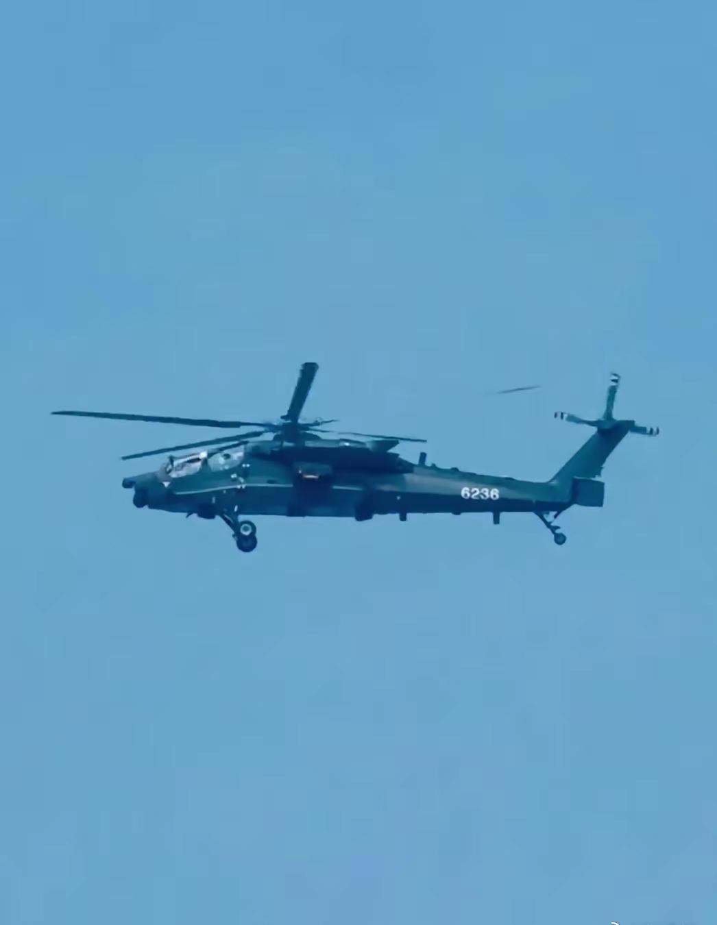 加紧试飞定型，尤其海上两栖战力生成时不我待。