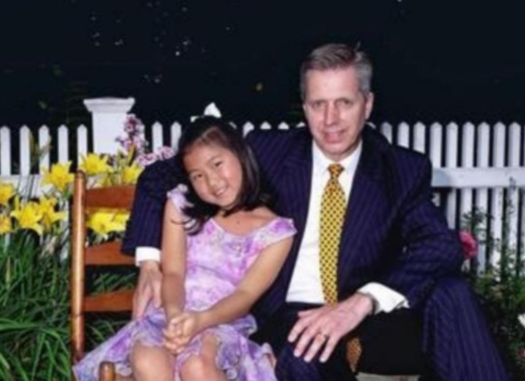 “你要是能怀孕，我们就结婚”！2006年，英国69岁亿万富翁爱上中国33岁女营养