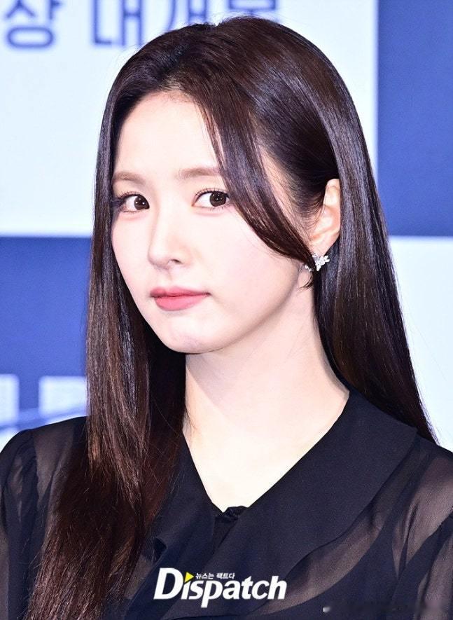 4日，电影《人工情报》举行媒体试映会，主演赵寅成朴正民申世景等出席。 