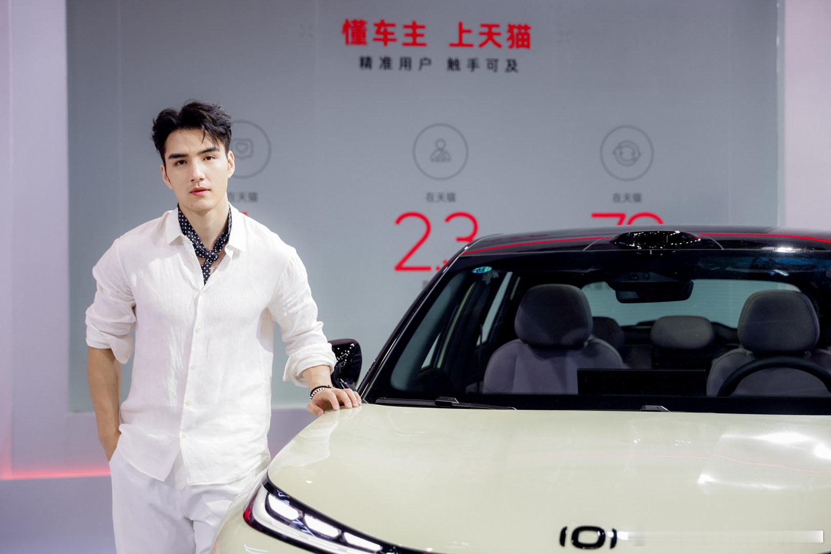 百亿车补认准天猫买车不用跑断腿，上天猫就够了！甄选优质好车，限时大额优惠加持，轻