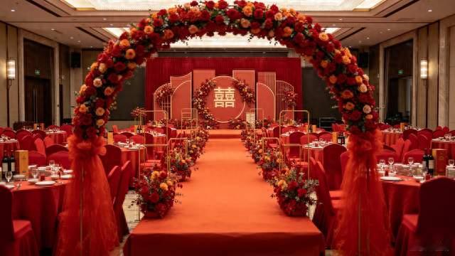 大喜变悲剧！新郎婚礼当天就医离世，当地官方作出回应
