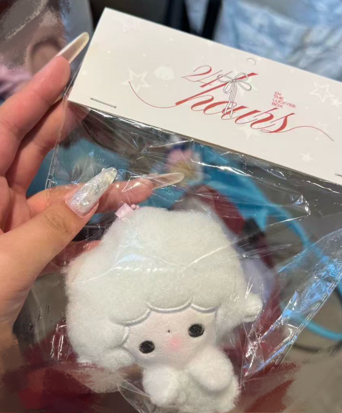 咳咳。 