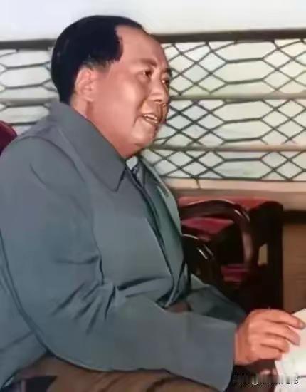 彻底看透美国本质！伟人早把美方底牌扒得一干二净
 
很多人总觉得美国强势霸道、无