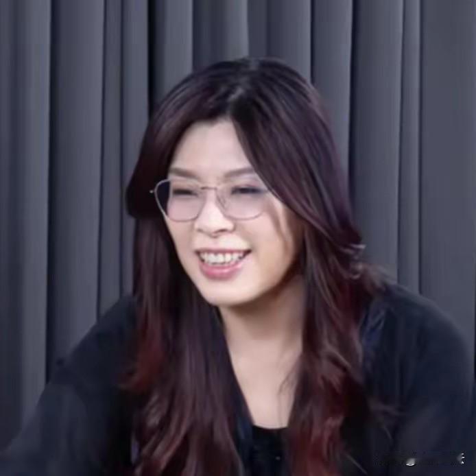 郑丽文好猛，一句话震动两岸！台当局转头就发现：大陆动作太快了。
​​郑丽文年纪轻