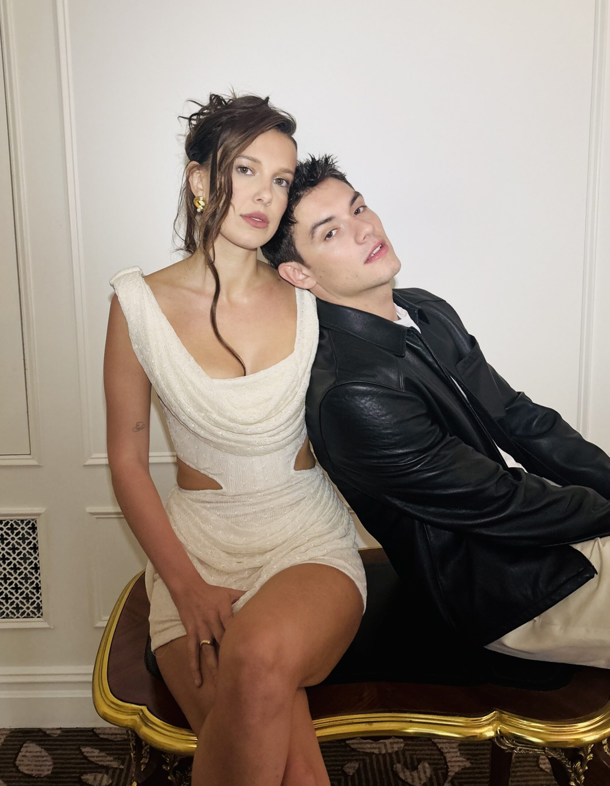 Millie Bobby Brown & Louis Partridge for