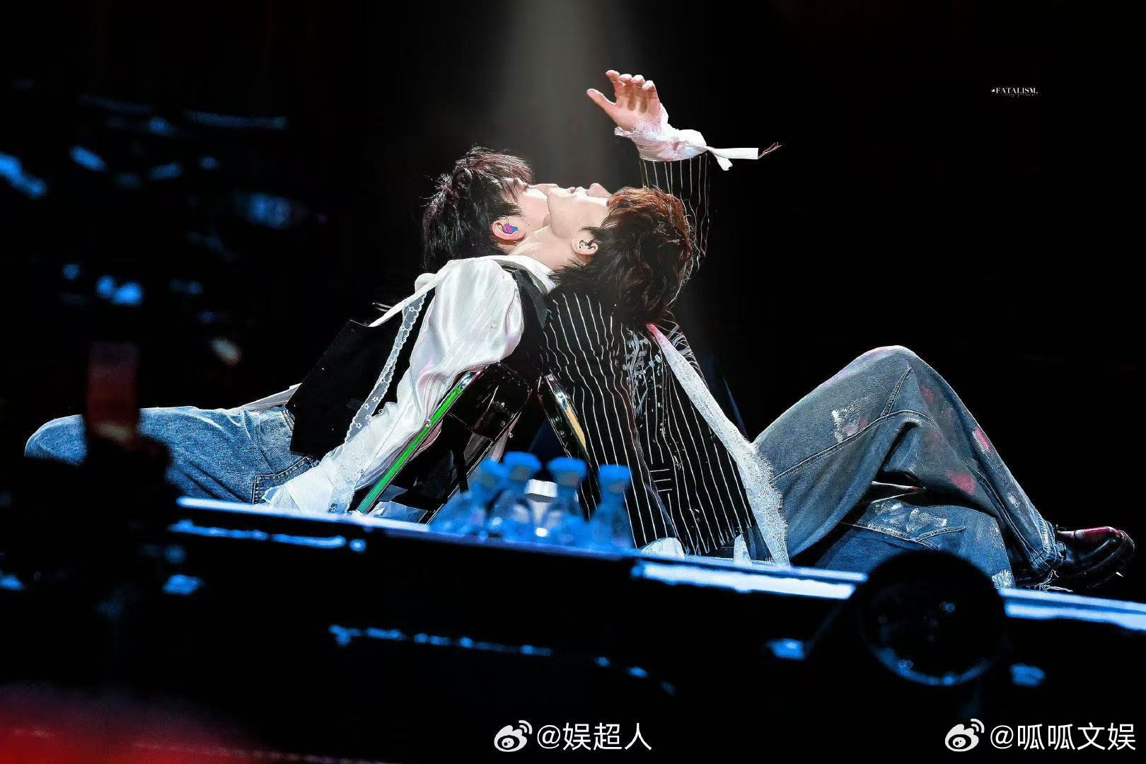 朱苏双人舞台持续显化中好想急头白脸吃一顿朱苏双人舞台没有朱苏双人舞台的日子毫无盼