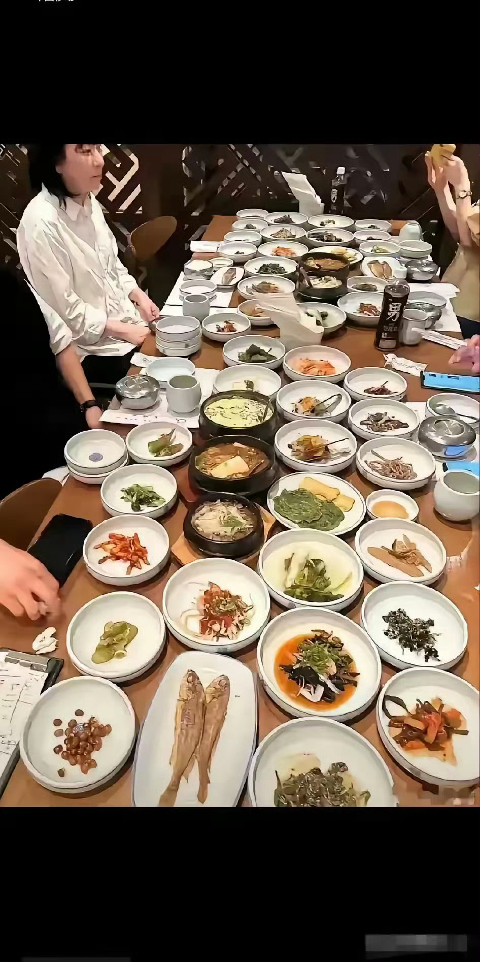 宇宙第一大国的豪华餐：盘子比菜多系列 