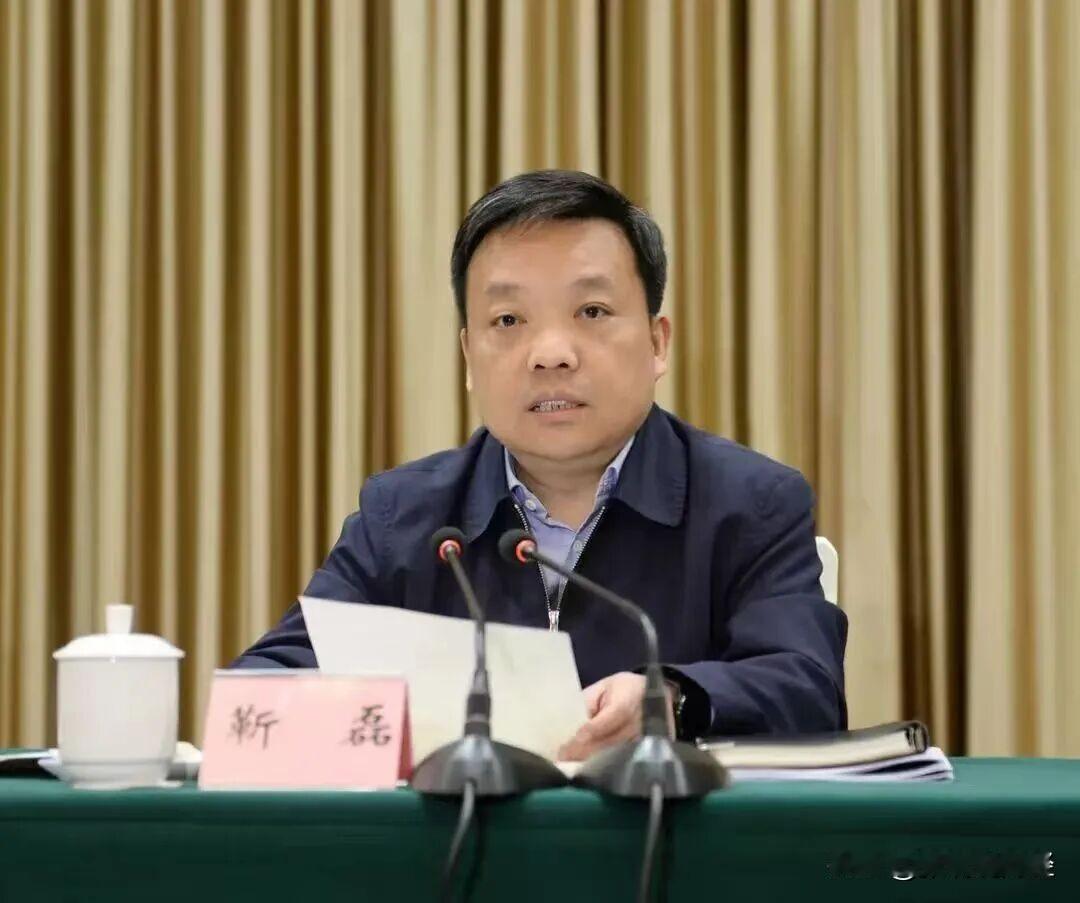 履新深圳一把手仅半月，靳磊又添新职务

4月9日，深圳警备区党委召开第一书记任职