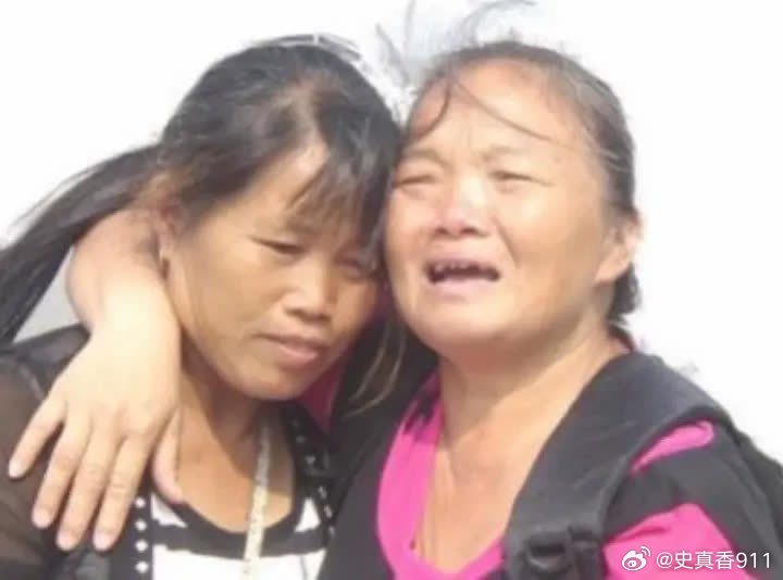 2014年，57岁大妈喝了8两酒后去长江游泳，不料却在水中睡着了，10个小时后从