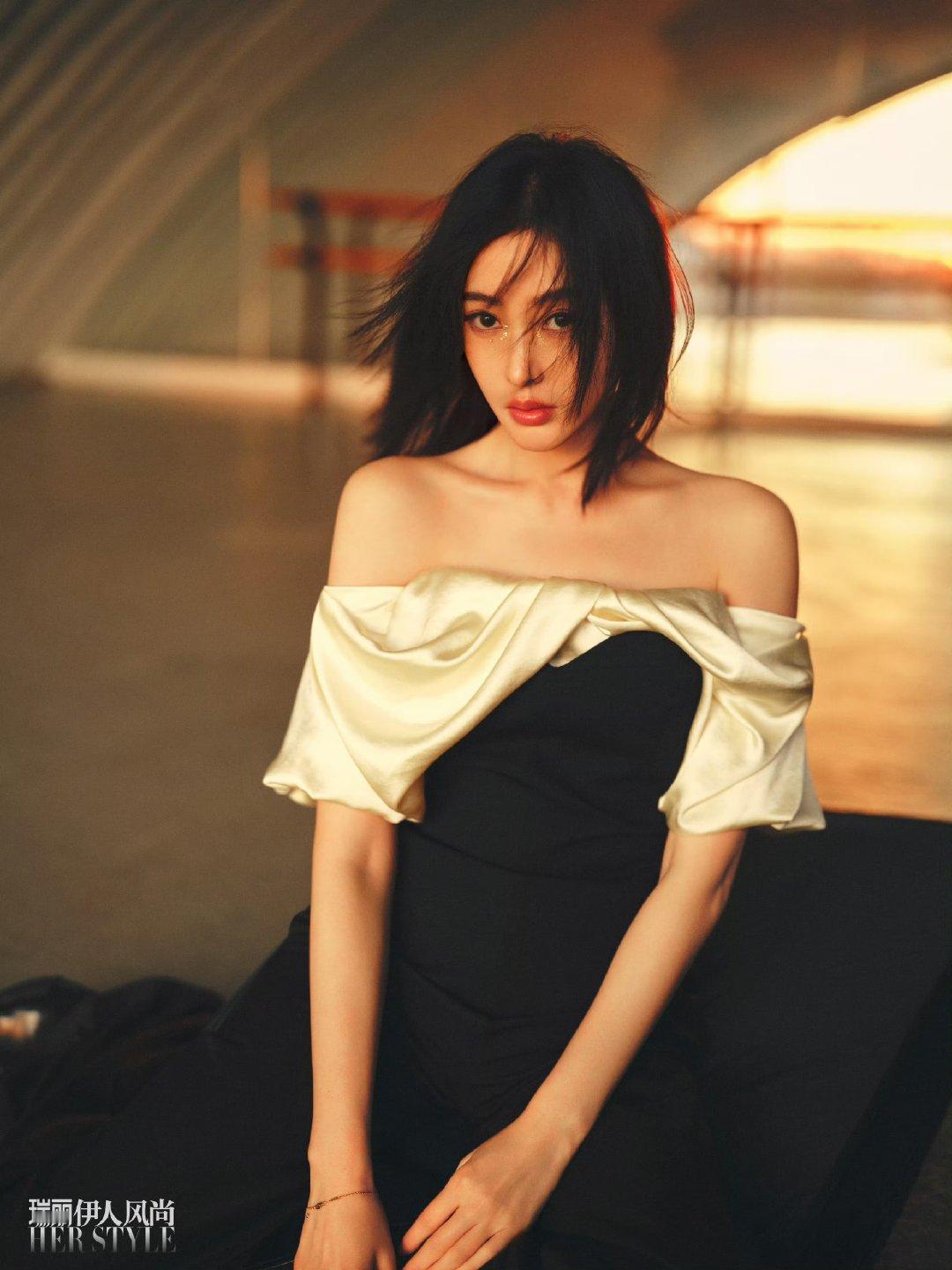 张天爱鎏金眼妆张天爱鎏金时光张天爱鎏金时光大片 