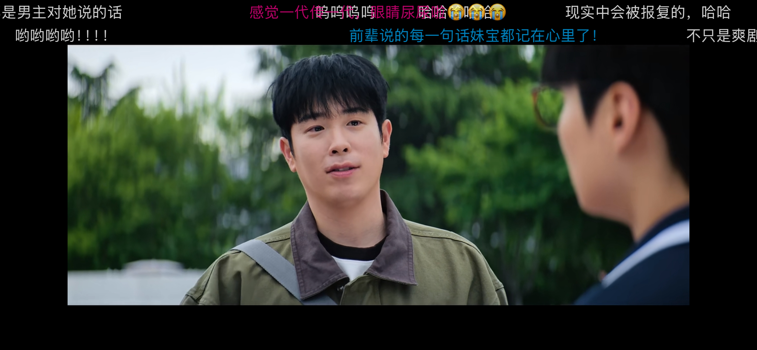 不知道为啥 我看见他一直幻视潘玮柏 