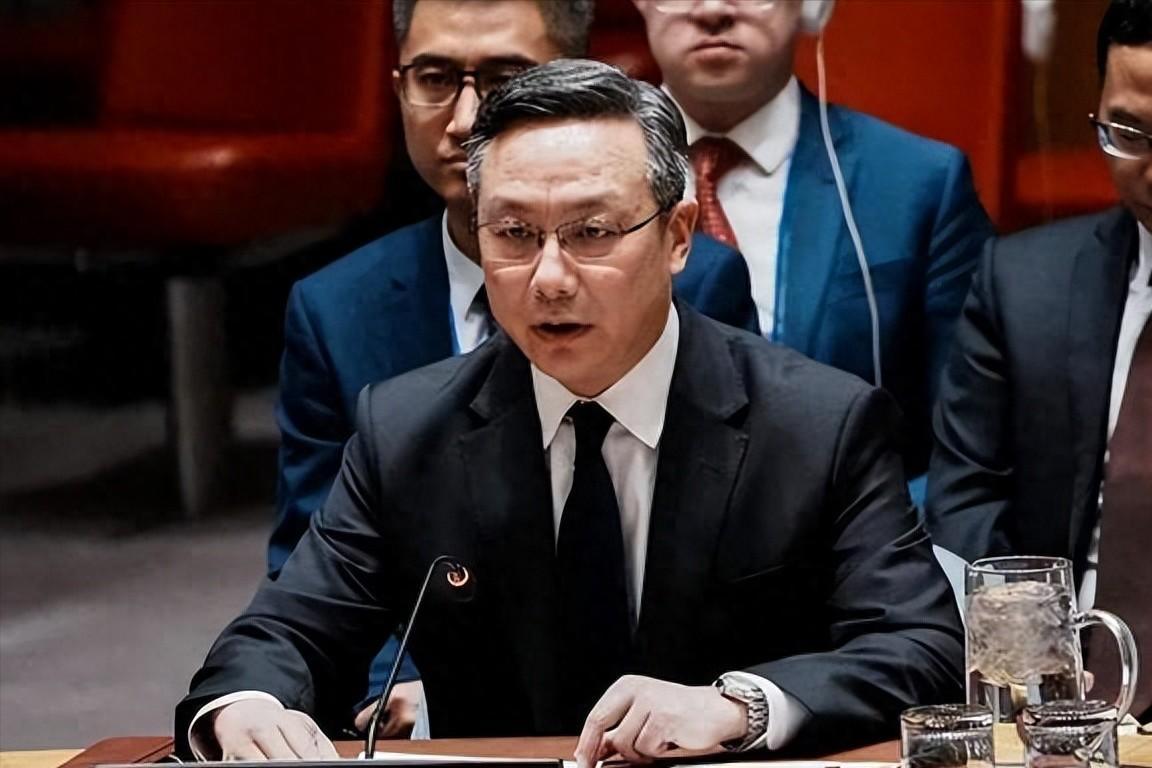 安理会投票，中俄联手都拦不住，15国投票结果11比2，中俄两张反对票直接成了摆设