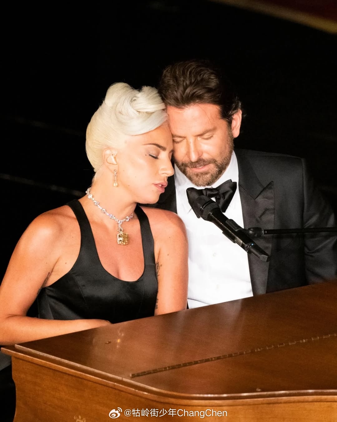 奥斯卡颁奖典礼上的那些名场面： 