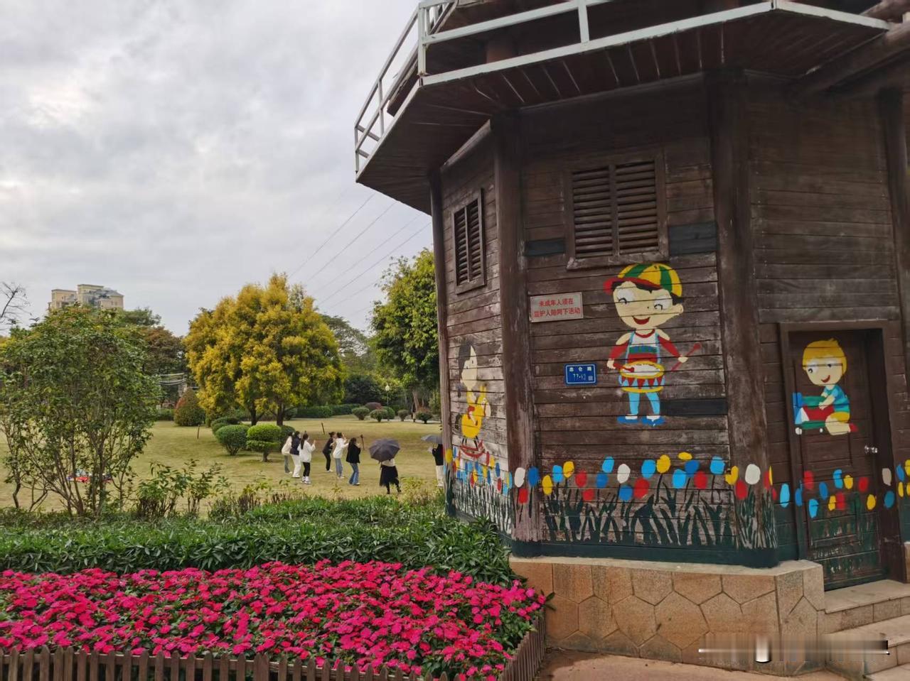 个人认为，可以不可以要看个人表现？只要承认自己是中国人，反对“台独”，坚决不做“