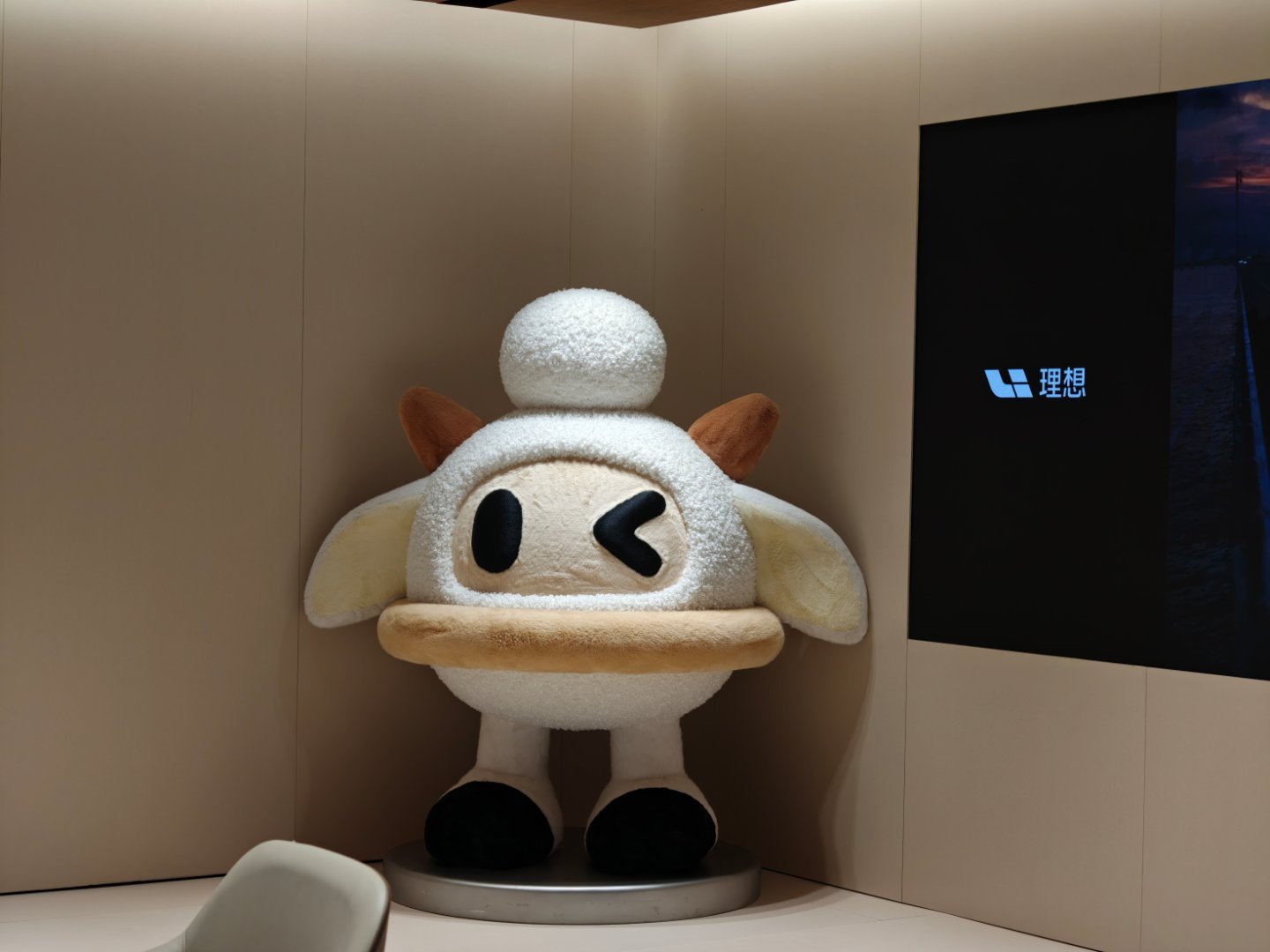 超大号毛绒理想同学排排坐圆滚滚脑袋软乎乎~每个都想rua一把我可以装包里带走一个