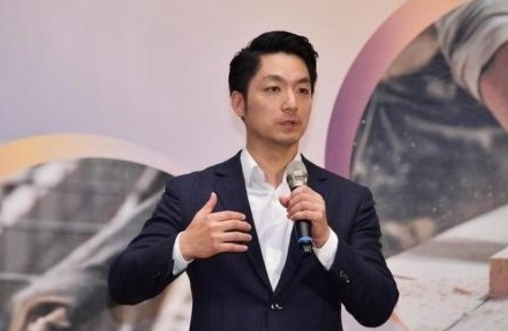台北市长蒋万安他曾表示，如果大陆军机继续在台海绕飞演习，他就要停掉创办了十五年的