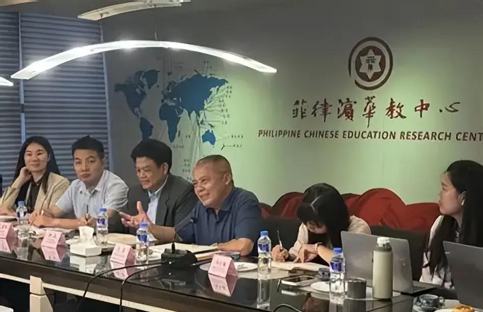 中方没有发声明、没有召见大使，就直接撤人了！150名教师10月1日从马尼拉登机，