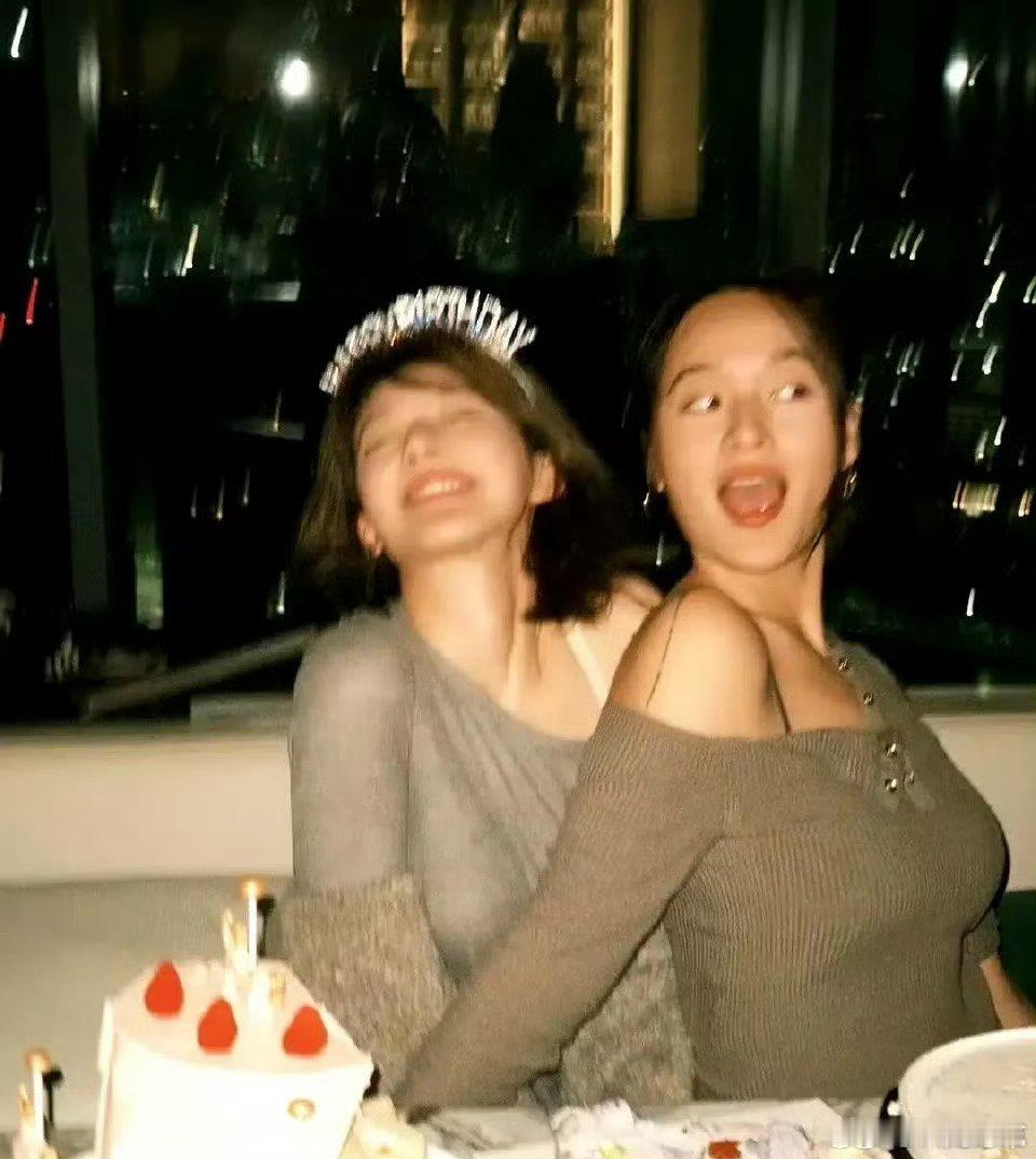 赵露思这是在凹松弛感吗？ 