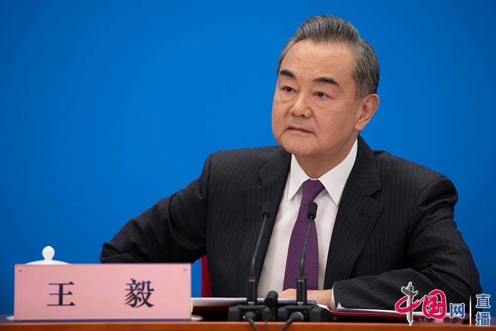 【王毅】四问美国：美国如果总是说一套、做一套，大国的信誉何在？美国如果一听到“中