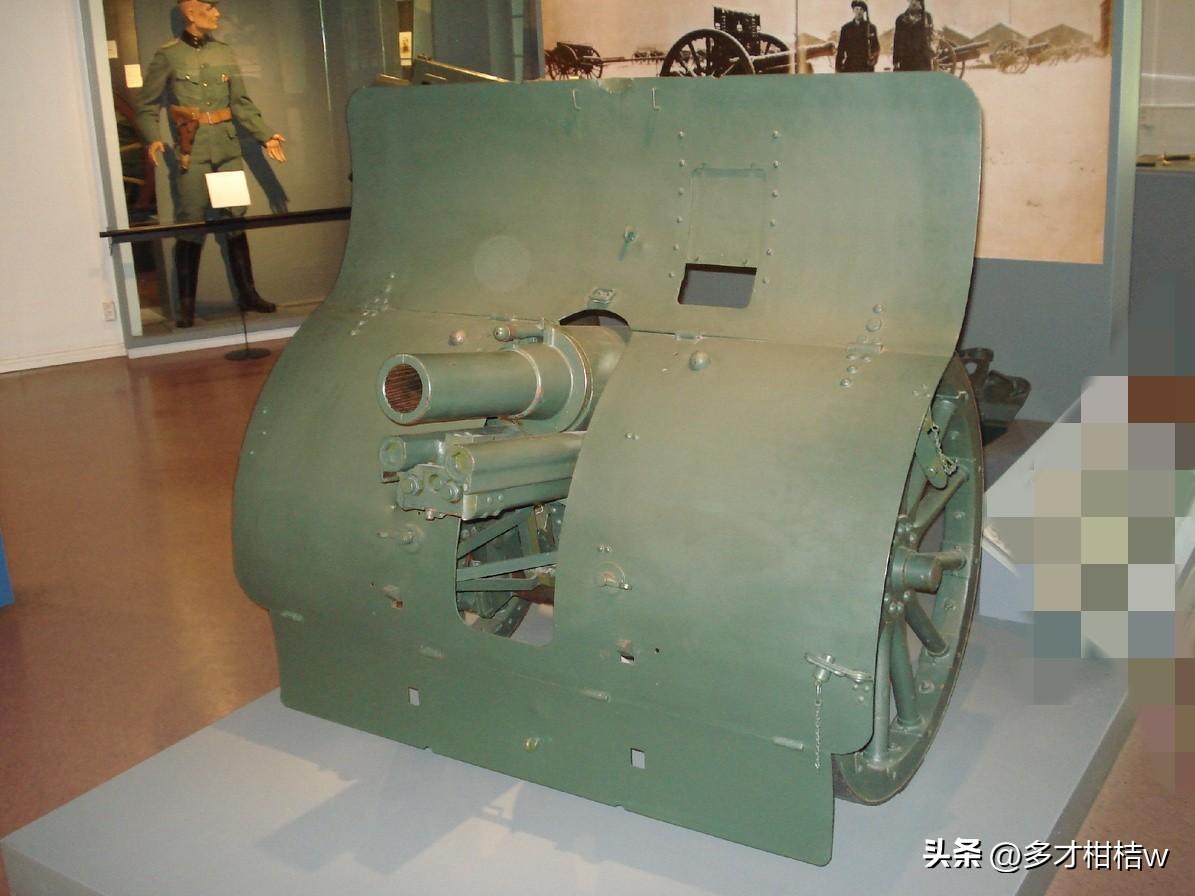 在上世纪三十年代的苏联军军队武器现代化过程当中，苏联军事工业为了取代老式的M19