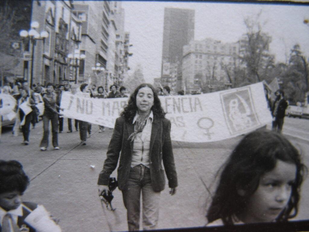 【来自投稿】1982年游行中的莱蒂西亚·阿米霍（Leticia Armijo），