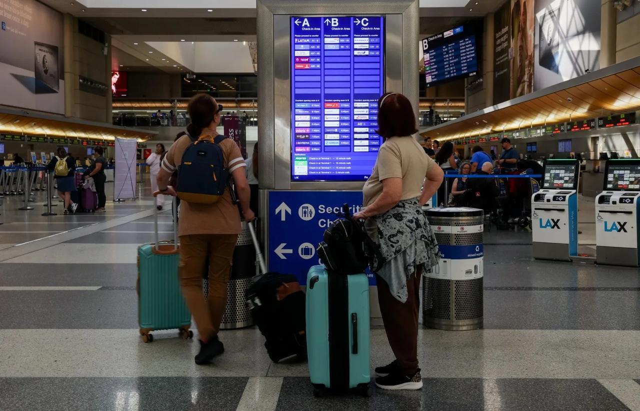 航班削减下的美国 秩序暂停 社会焦虑
当美国政府关门，联邦航空总署（FAA）宣布