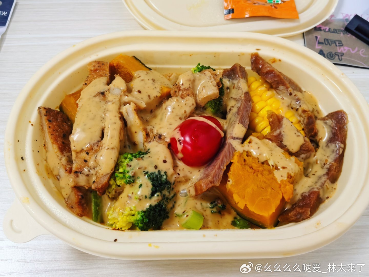 继续轻食走起，味道还不错呢有没有小伙伴一起来呀