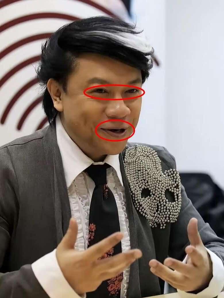 我奶奶的眼光真是毒辣！
第一眼看到蔡康永，
她第一句话就是：这人情商高，做事周全